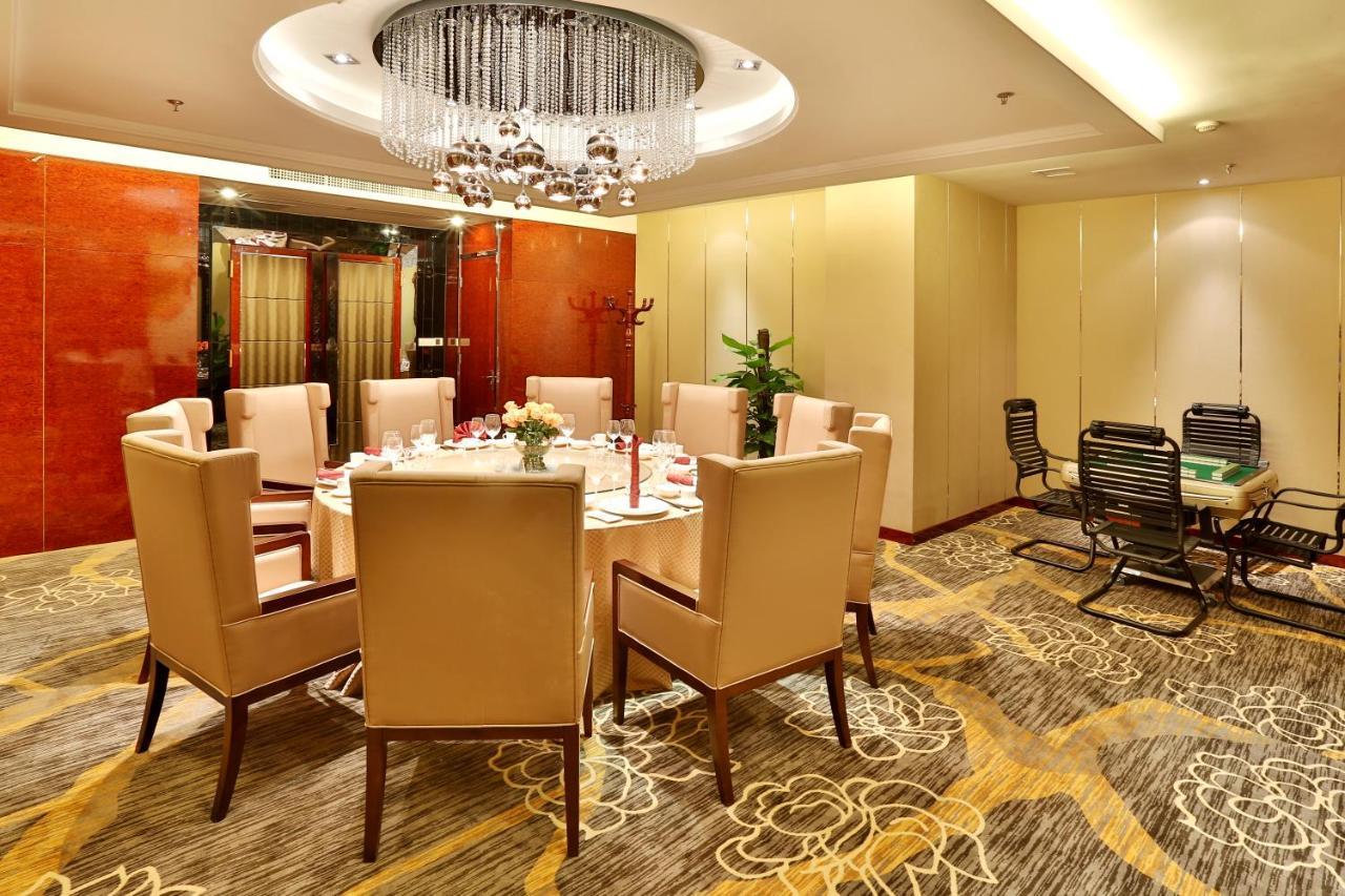 Minshan Yuanlin Grand Hotel Чунцін Екстер'єр фото